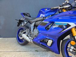 2025 Yamaha YZF-R7LA