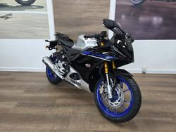 2024 Yamaha YZF-R15M