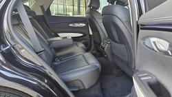 2025 Genesis GV70 2.5T SIGNATURE