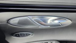 2025 Genesis GV70 2.5T SIGNATURE