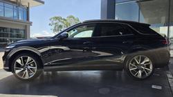 2025 Genesis GV70 2.5T SIGNATURE