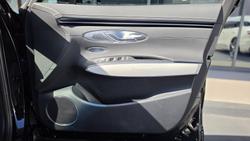 2025 Genesis GV70 2.5T SIGNATURE