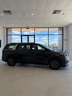 2022 Kia Carnival S