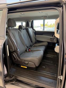 2022 Kia Carnival S