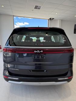 2022 Kia Carnival S