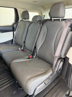 2022 Kia Carnival S