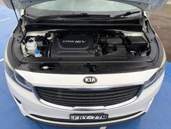 2017 Kia Carnival S