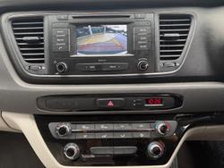 2017 Kia Carnival S
