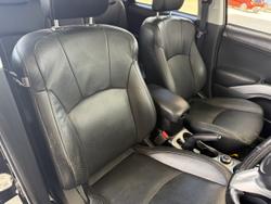 2011 Mitsubishi Outlander VR-X