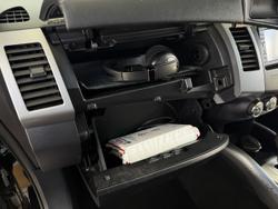 2011 Mitsubishi Outlander VR-X