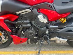 2023 DUCATI DIAVEL V4 RED