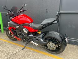 2023 DUCATI DIAVEL V4 RED
