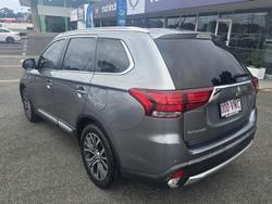 2015 Mitsubishi Outlander LS