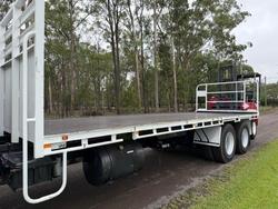 2007 Nissan Ud With 12 Pallet Tray, Pre Emission, 9 Speed Synchro,