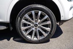 2024 Ford Everest Platinum