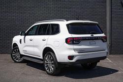 2024 Ford Everest Platinum