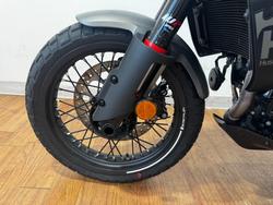 2024 Husqvarna SVARTPILEN 401 Black