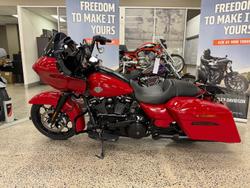2022 Harley-Davidson Road Glide Special 114 (FLTRXS) Touring Red