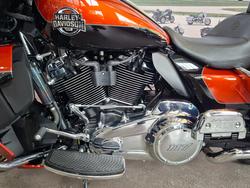 2025 HARLEY-DAVIDSON FLHXU STREET GLIDE ULTRA (117)