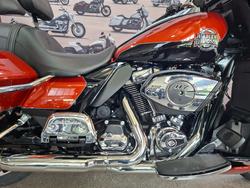 2025 HARLEY-DAVIDSON FLHXU STREET GLIDE ULTRA (117)