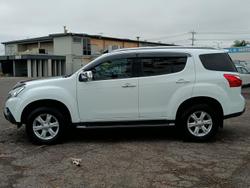 2014 Isuzu MU-X LS-T MY14 4X4 Dual Range Silky White