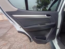 2014 Isuzu MU-X LS-T MY14 4X4 Dual Range Silky White