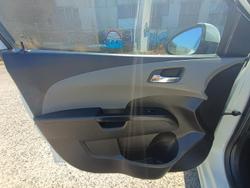 2014 Holden Barina CDX TM MY14 Snowflake White