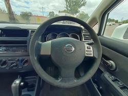 2007 Nissan Tiida ST-L C11 MY07 Polar White