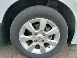 2007 Nissan Tiida ST-L C11 MY07 Polar White