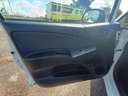 2007 Mitsubishi Colt LS RG MY07 White