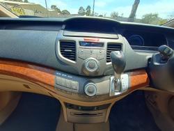 2005 Honda Odyssey Luxury 3rd Gen Satin Silver