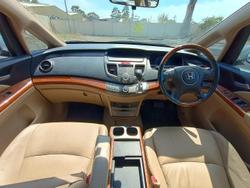 2005 Honda Odyssey Luxury 3rd Gen Satin Silver