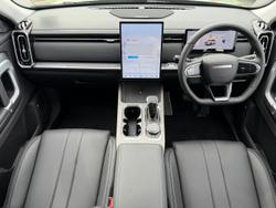 2025 Jaecoo J7 Track