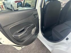 2021 Mitsubishi Mirage ES LB MY22 White