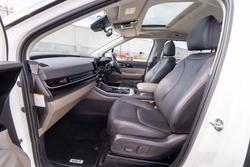 2024 Kia Carnival GT-Line HEV