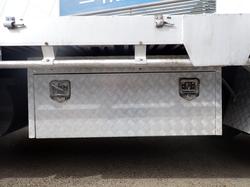 2017 ISUZU FSR 140-260