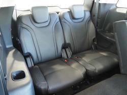 2025 Mahindra XUV700 AX7L