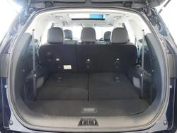 2025 Mahindra XUV700 AX7L