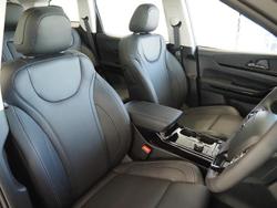 2025 Mahindra XUV700 AX7L