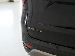 2025 Mahindra XUV700 AX7L