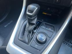 2024 Toyota RAV4 XSE