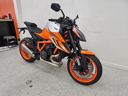 2023 Ktm 1290 SUPER DUKE R Orange