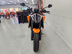 2023 Ktm 1290 SUPER DUKE R Orange