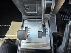 2014 Mitsubishi Pajero GLX