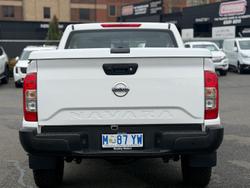 2022 Nissan Navara SL