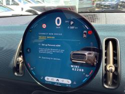 2024 MINI Countryman C Favoured