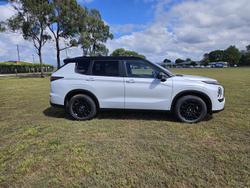 2026 Mitsubishi Outlander LS