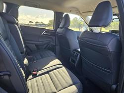 2026 Mitsubishi Outlander LS