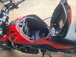 2012 Honda NC700SA RED/WHITE