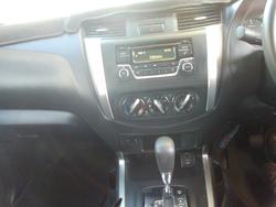 2017 Nissan Navara RX
